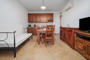 Interior - Apartment 'Bella Vista Su Tavolara 4' with Tavolara View, Wi-Fi and Air Conditioning (Porto San Paolo)