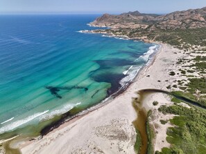 Beach - Mobile Home 'Village Camping De L'ostriconi 24' with Sea View, Shared Pool and Wi-Fi (Palasca)