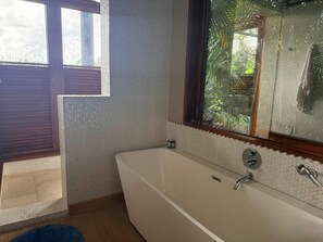 House, 3 Bedrooms, Balcony, Garden View | Bathroom - Stylish, Bioclimatic Family House (Envigado)