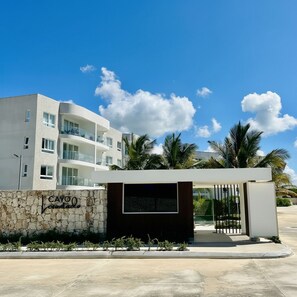 Exterior - Bright and Breezy Punta Cana Escape - Modern (Punta Cana)