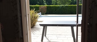 House with private pool 25 km from the sea