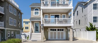 Ocean Block in Beach Haven - Spacious Single Family - Just Steps from the Sand