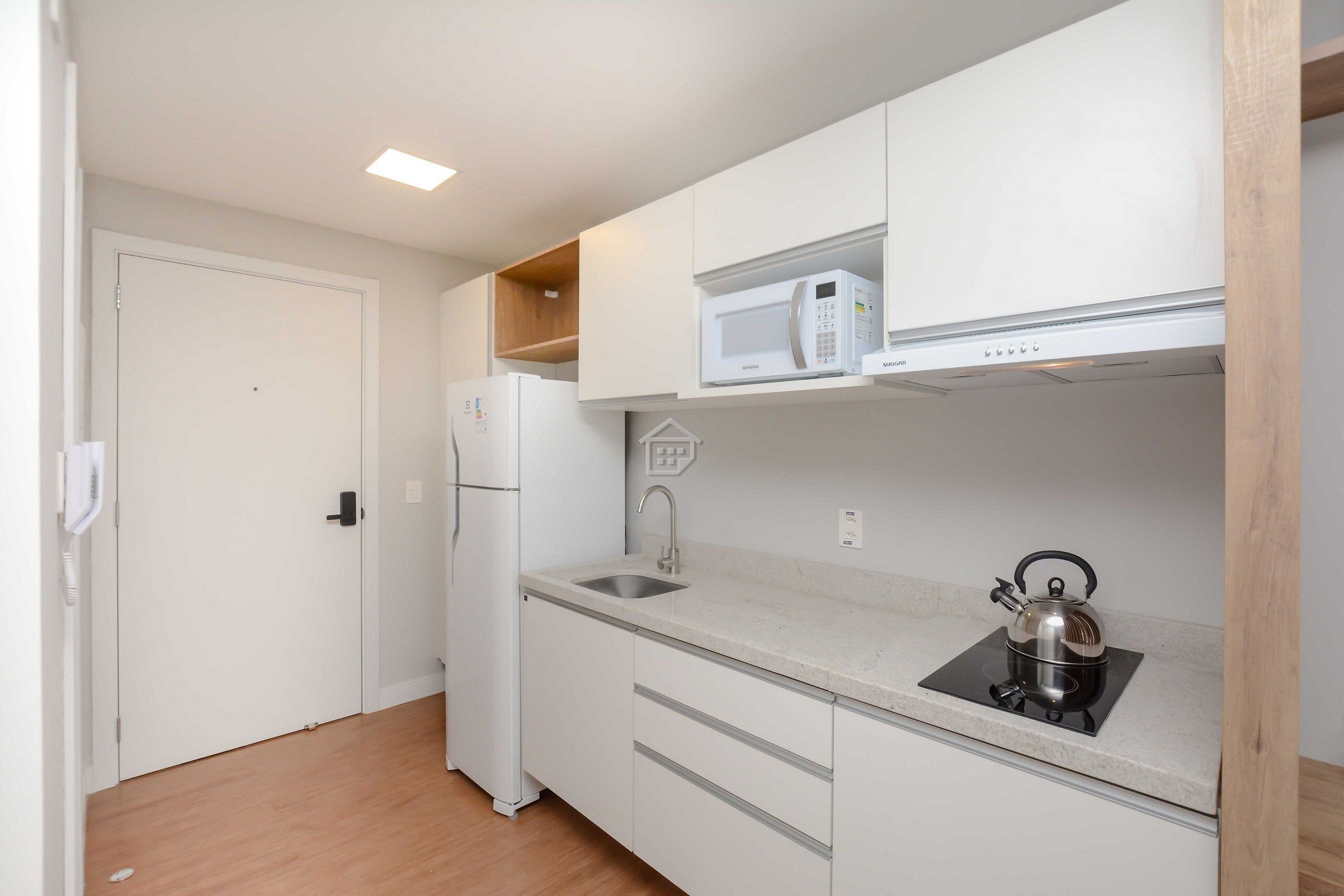 Fridge, microwave, oven, coffee/tea maker