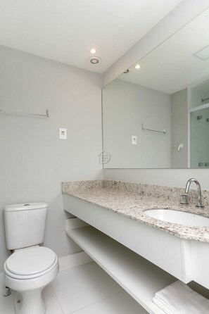 Hair dryer - Beautiful and fully equipped apartment next to PUC (Porto Alegre)