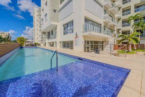 Basic Apartment | Pool - Apartamento Delicado Próximo a la Playa (Boca Chica)