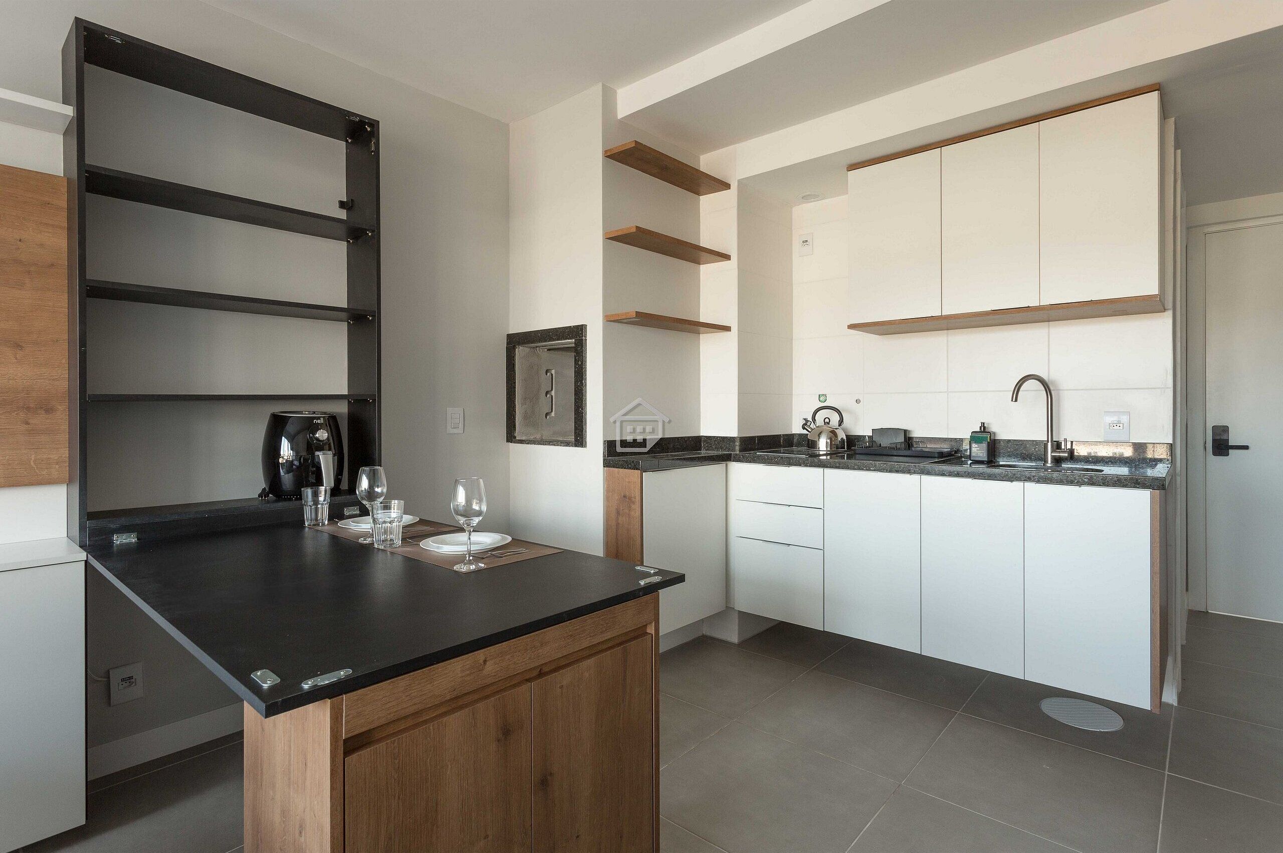 Fridge, oven, coffee/tea maker, toaster
