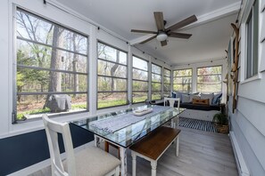 Interior - New Buffalo Home With Hot Tub & Beach Access! (New Buffalo)