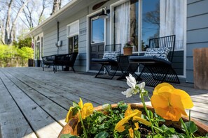 Exterior detail - New Buffalo Home With Hot Tub & Beach Access! (New Buffalo)