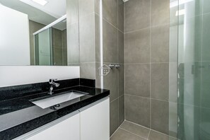 Hair dryer, towels - Rio Branco Studio | Near Carlos Gomes & Hospitals (Porto Alegre)