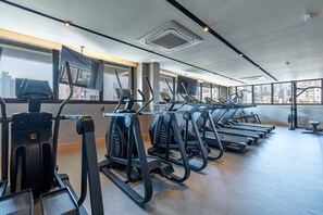 Fitness facility - Beautiful Apartment Near Moinho de Vento Park (Porto Alegre)