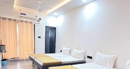 Maghudiya Homestay Dwarka