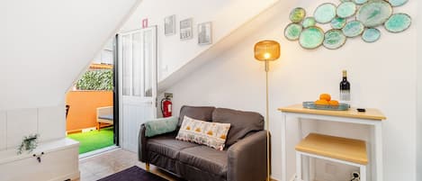 Standard Apartment | Living area