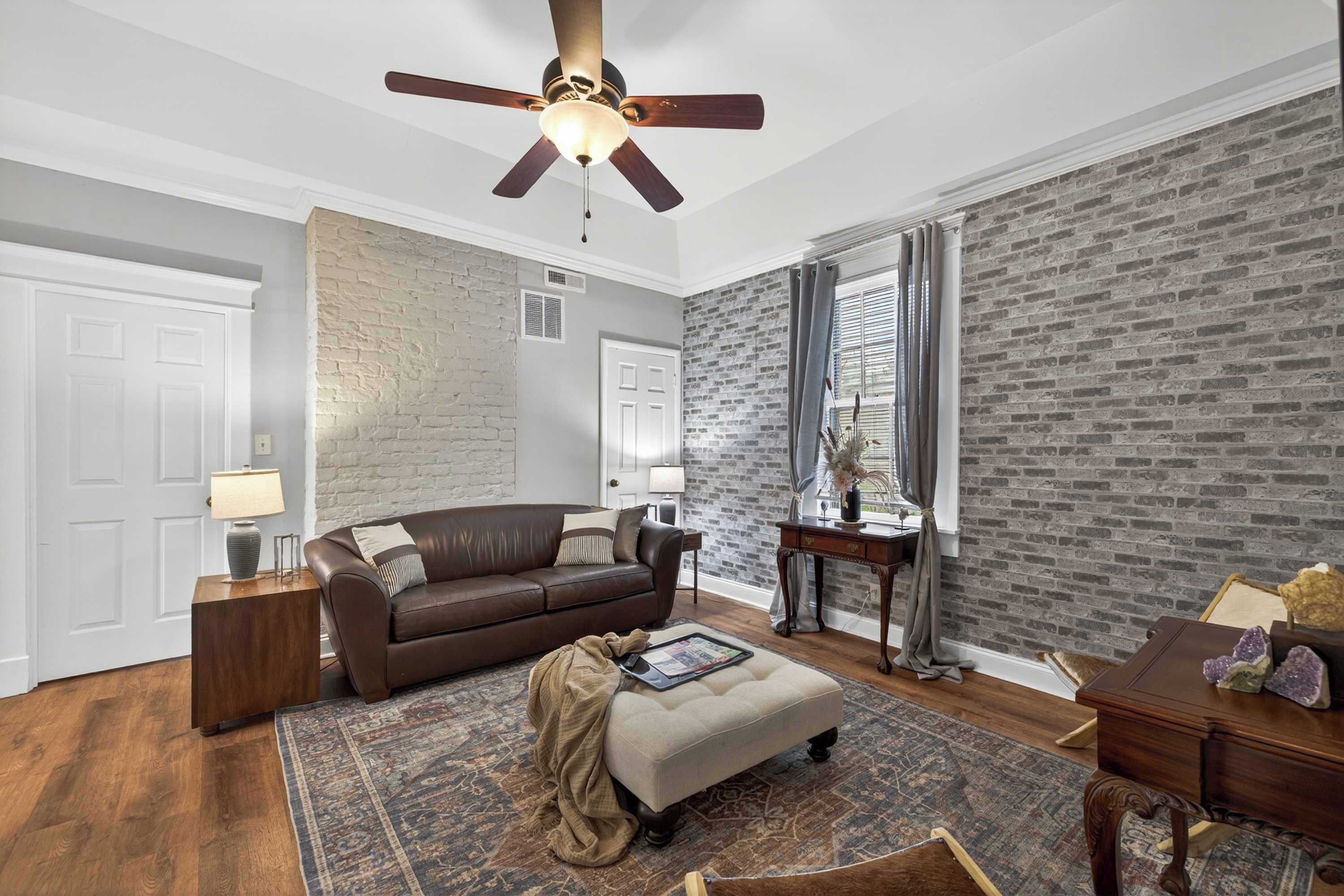 TV, offices