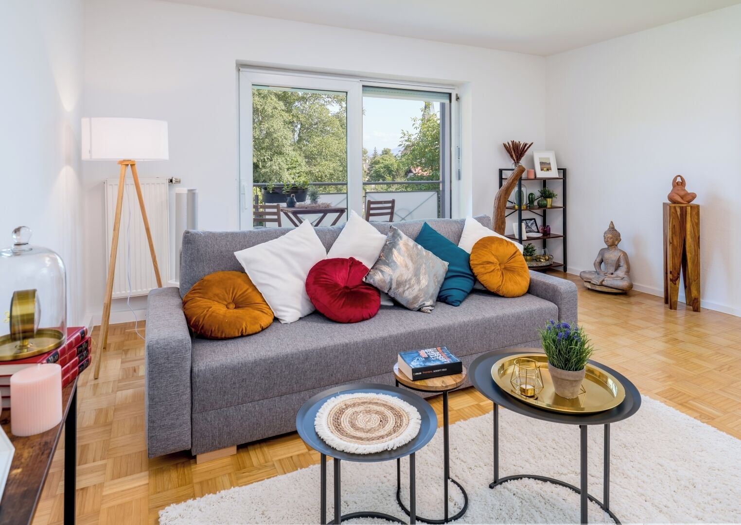 Deluxe Condo, Balcony, Garden View | Living area