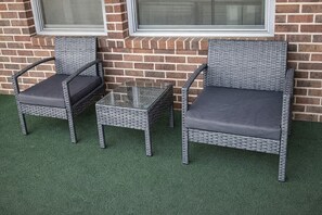Property grounds - FIFA-12 min to AT&T stdm, 4b2b, game room, 6 flags (Euless)