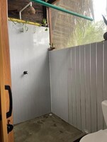 Twin Room, Patio, Garden View | Bathroom