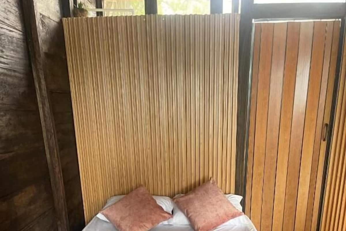 Quarto duplo, varanda, vista para o jardim