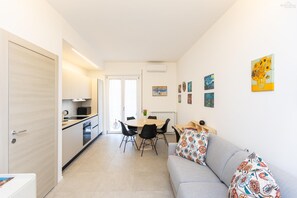 TV - Sivori apartment in the Prati neighborhood (Rome)