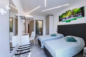 Kahden hengen huone (yksi tai kaksi sänkyä), ilmastointi