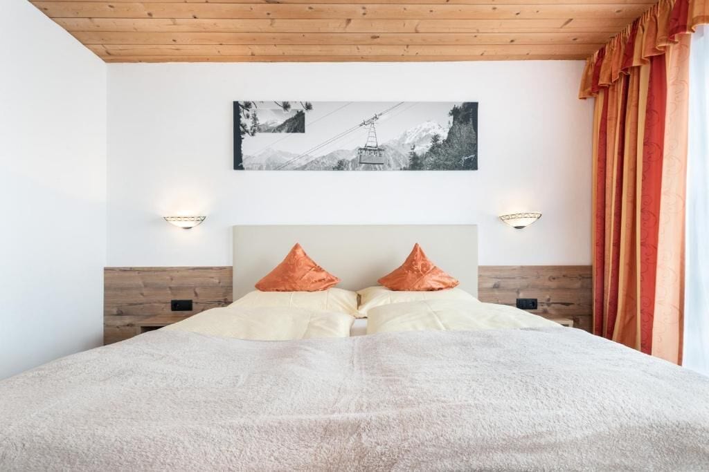 Chambre Double Confort, balcon, vue montagne