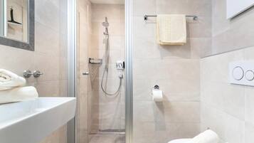 Comfort Double Room, Balcony, Mountain View | Bathroom | Shower, hair dryer, towels, toilet paper