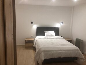 Camera Comfort, patio, vista cortile