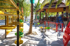 Children’s play area – outdoor - Hoàng Long Tropical - Farmstay (Ham Thuan Nam)