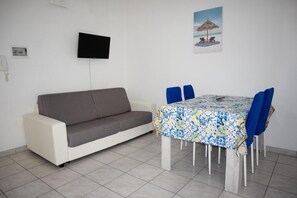 Interior - Apartment 'Adriatic Breeze' with Private Terrace and Air Conditioning (Melendugno)