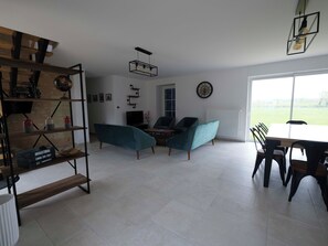 Interior - Country house 8 persons 10 *mn from Futuroscope (Saint-Martin-la-Pallu)