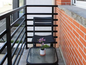 Property grounds - New studio with balcony near Gallieni metro. (Bagnolet)