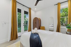 Room - Private 2BR Brand New House w/Parking (Atlanta)