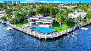 Exterior - Sea Château! 2mi BEACH+Heated POOL+SPA (Pompano Beach)