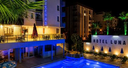 Luna Hotel