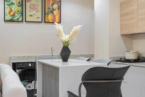 Lägenhet Comfort - balkong - utsikt mot staden | Restauranger