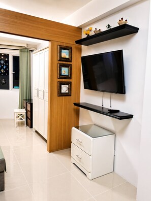 Apartamento, 1 habitación, vistas a la ciudad | Servicio de la habitación