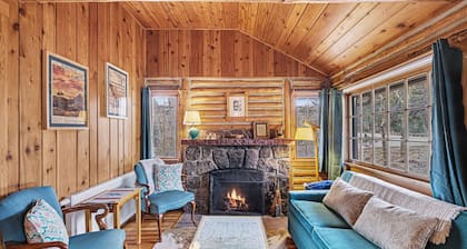 Thunderbird - 2 bedroom. 1 bathroom historic cabin