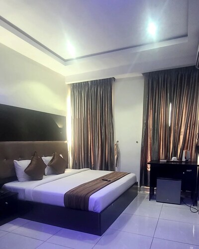 VENUS HOTEL