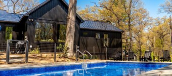 Great Lakes Getaway is a spacious six-bedroom retreat