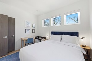 6 bedrooms, iron/ironing board, travel cot, free WiFi
