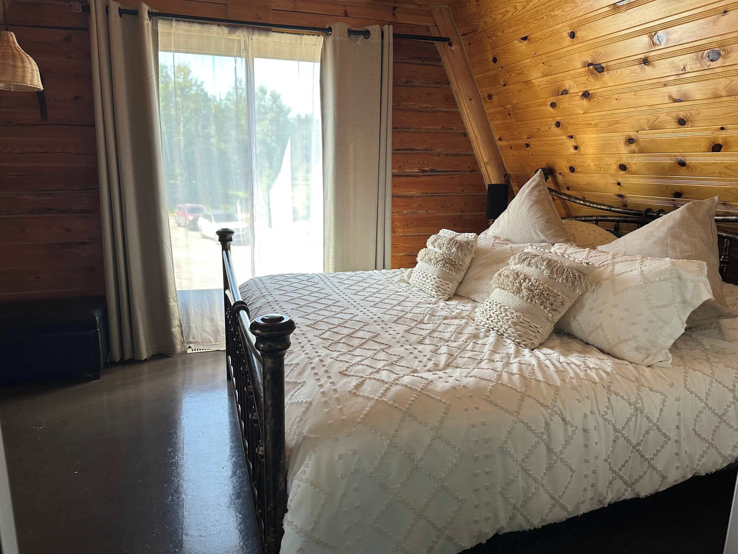 4 chambres, lit parapluie, draps fournis