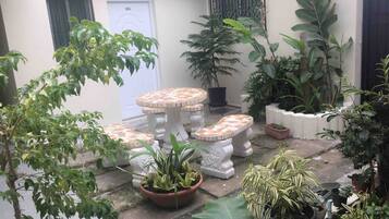 Apartment, 1 Bedroom, Accessible | Garden