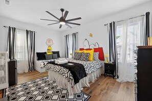 4 chambres, fer et planche à repasser, Wi-Fi, draps fournis