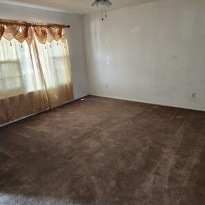 Interior - Nice 3-bedroom house with AC in peaceful Lubbock neighborhood (Lubbock)