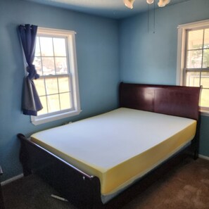 Room - Nice 3-bedroom house with AC in peaceful Lubbock neighborhood (Lubbock)