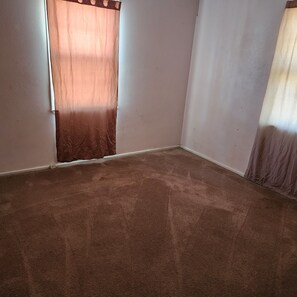 Interior - Nice 3-bedroom house with AC in peaceful Lubbock neighborhood (Lubbock)