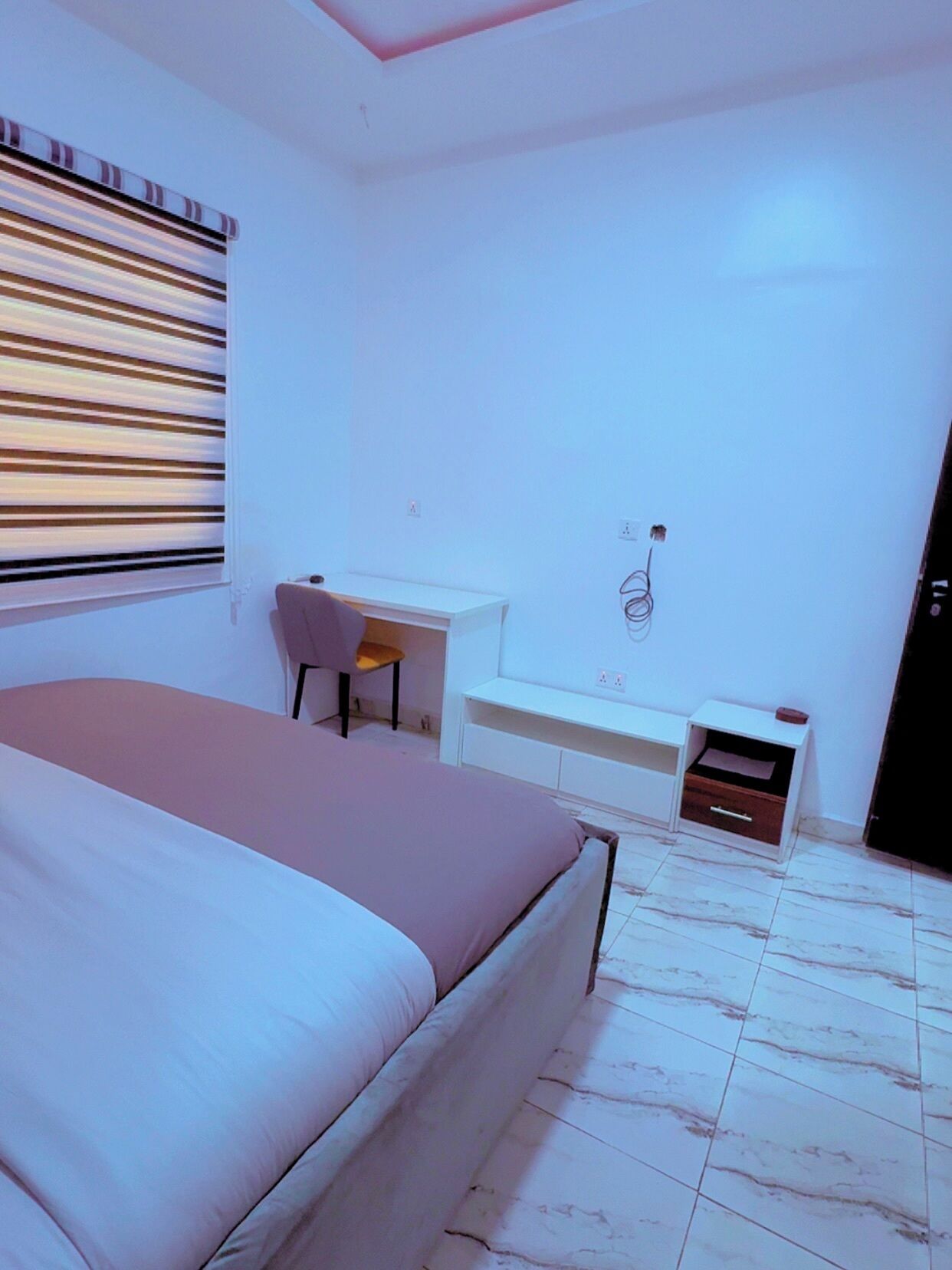 Appartement classique, balcon, vue sur la ville | Coffre-fort pour ordinateur portable, bureau