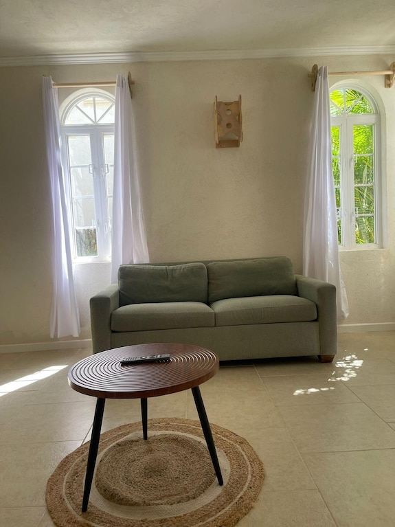 2-bedroom Townhome In Tranquil Belair With Cool Atlantic Breeze - Barbados