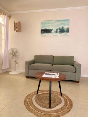 Living area - 2-bedroom townhome in tranquil Belair with cool Atlantic breeze (Belair)