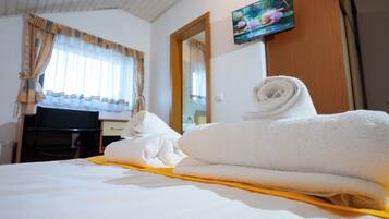 1 bedroom, iron/ironing board, travel crib, free WiFi