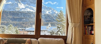 Charming apartment, stunning lake and mountain views in Engadine St Moritz